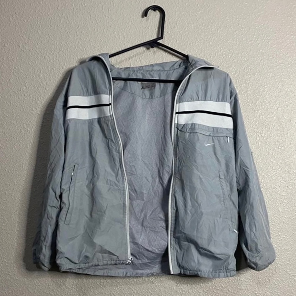 Vintage Nike Windbreaker Grey